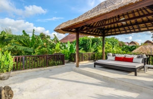 The Residence Seminyak - Villa Menari - Balcony