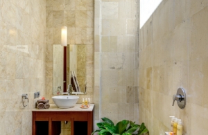 The Residence Seminyak - Villa Menari - Bathroom two